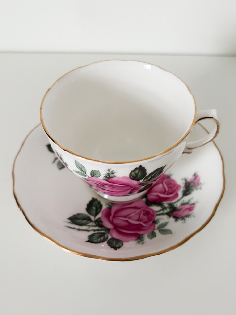 Vintage Royal Vale Bone China Pink Floral Tea Cup & Saucer - Made in England - Picture 2 of 5